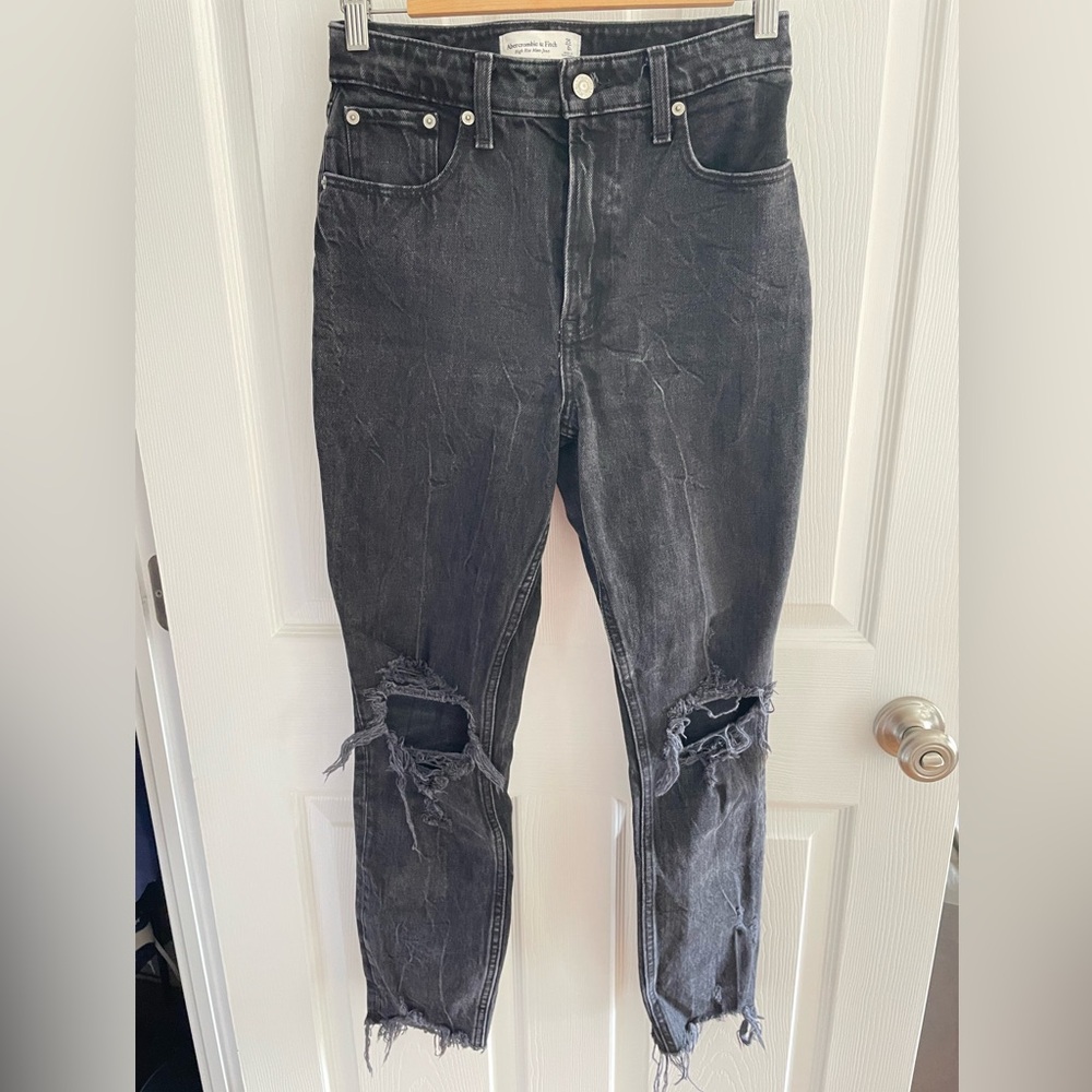 Abercrombie & Fitch Black Distressed Jeans Size 25